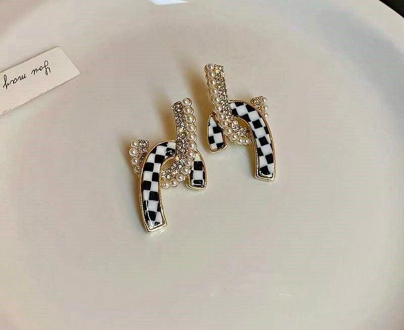 Checked Double Hoops