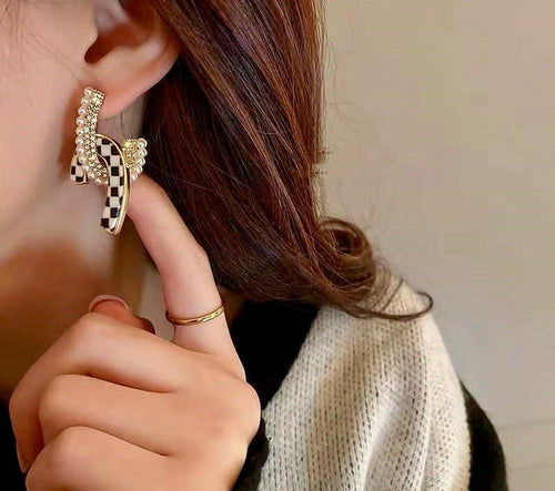 Checked Double Hoops