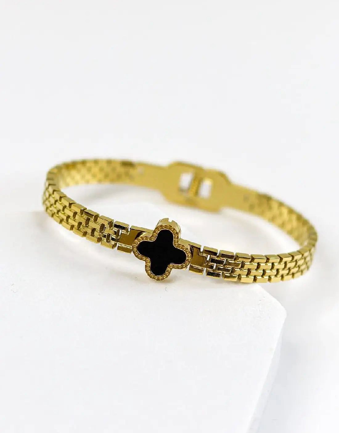 Clove 4 Petal Bangle